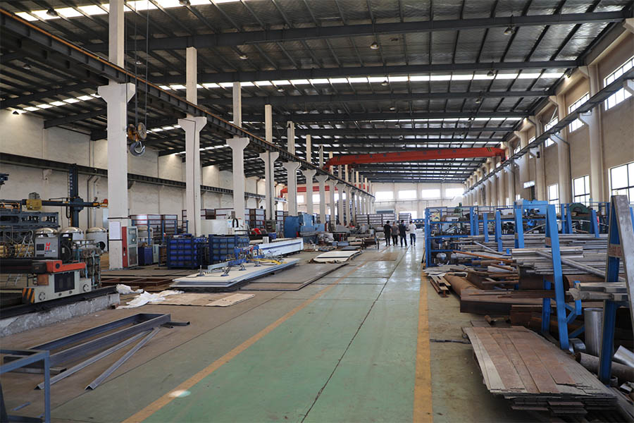 生產(chǎn)車(chē)間